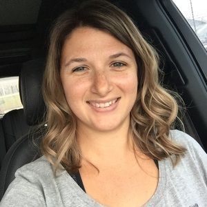 Meet your Posher, Kendra